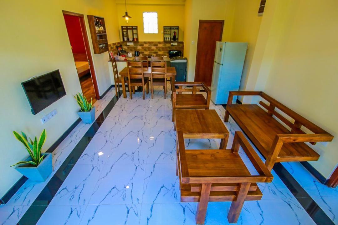 Athithi Villa Hikkaduwa Bagian luar foto