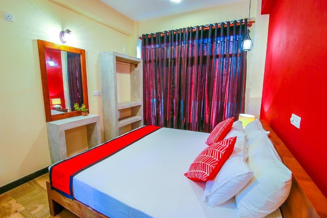 Athithi Villa Hikkaduwa Bagian luar foto