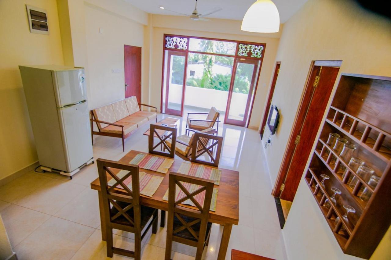Athithi Villa Hikkaduwa Bagian luar foto