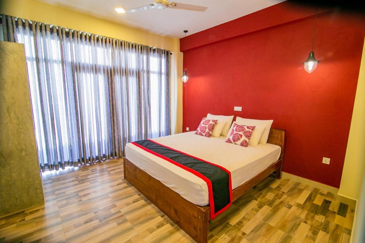 Athithi Villa Hikkaduwa Bagian luar foto