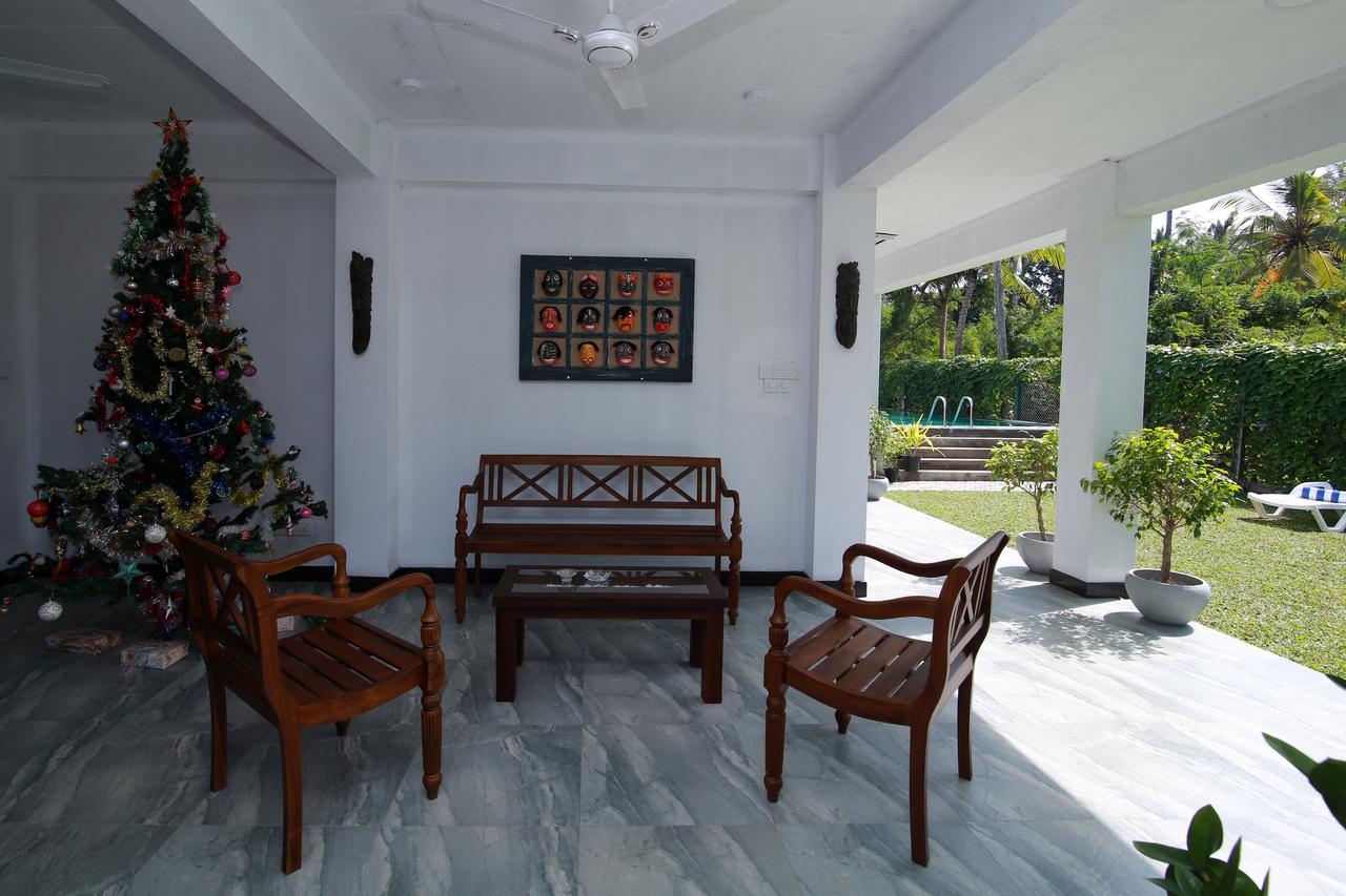 Athithi Villa Hikkaduwa Bagian luar foto