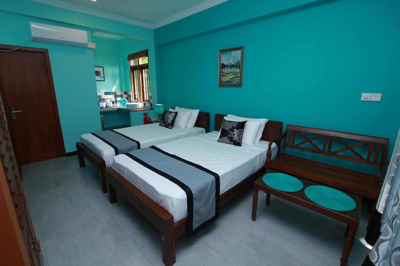 Athithi Villa Hikkaduwa Bagian luar foto