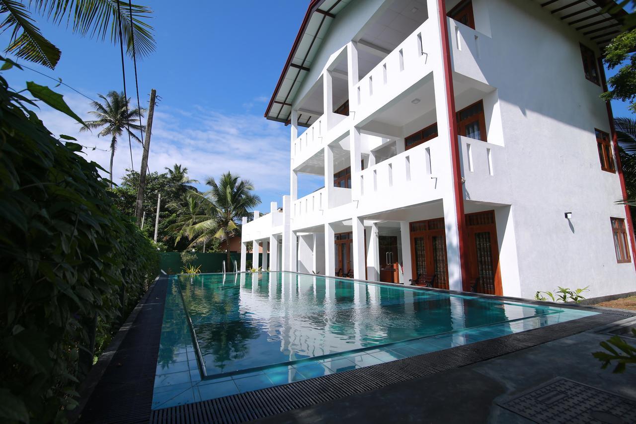 Athithi Villa Hikkaduwa Bagian luar foto